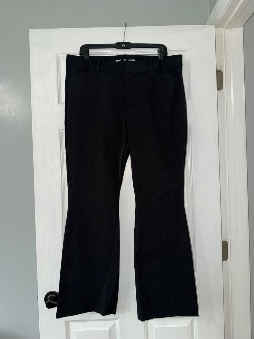 Old Navy High-Waisted Pixie Flare Pants